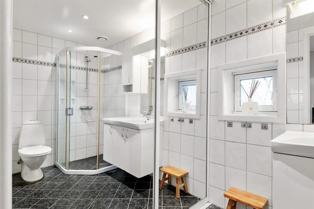 Dinbnb Apartment L Elevator - 18Spm Balcony - 2 Min To City Train Bergen