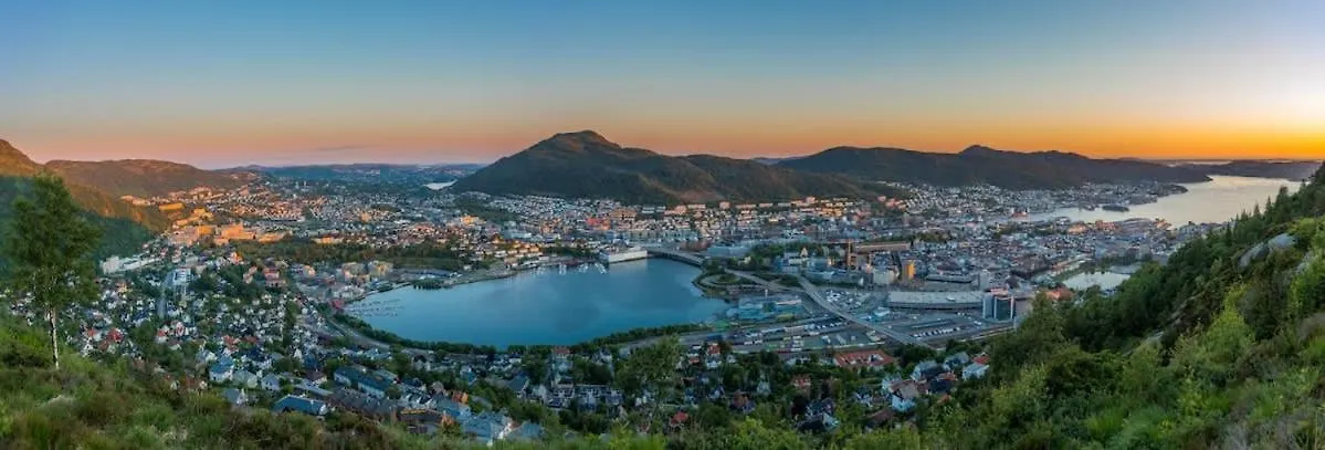 Dinbnb Apartment L Elevator - 18Spm Balcony - 2 Min To City Train Bergen 0*,  Norvégia