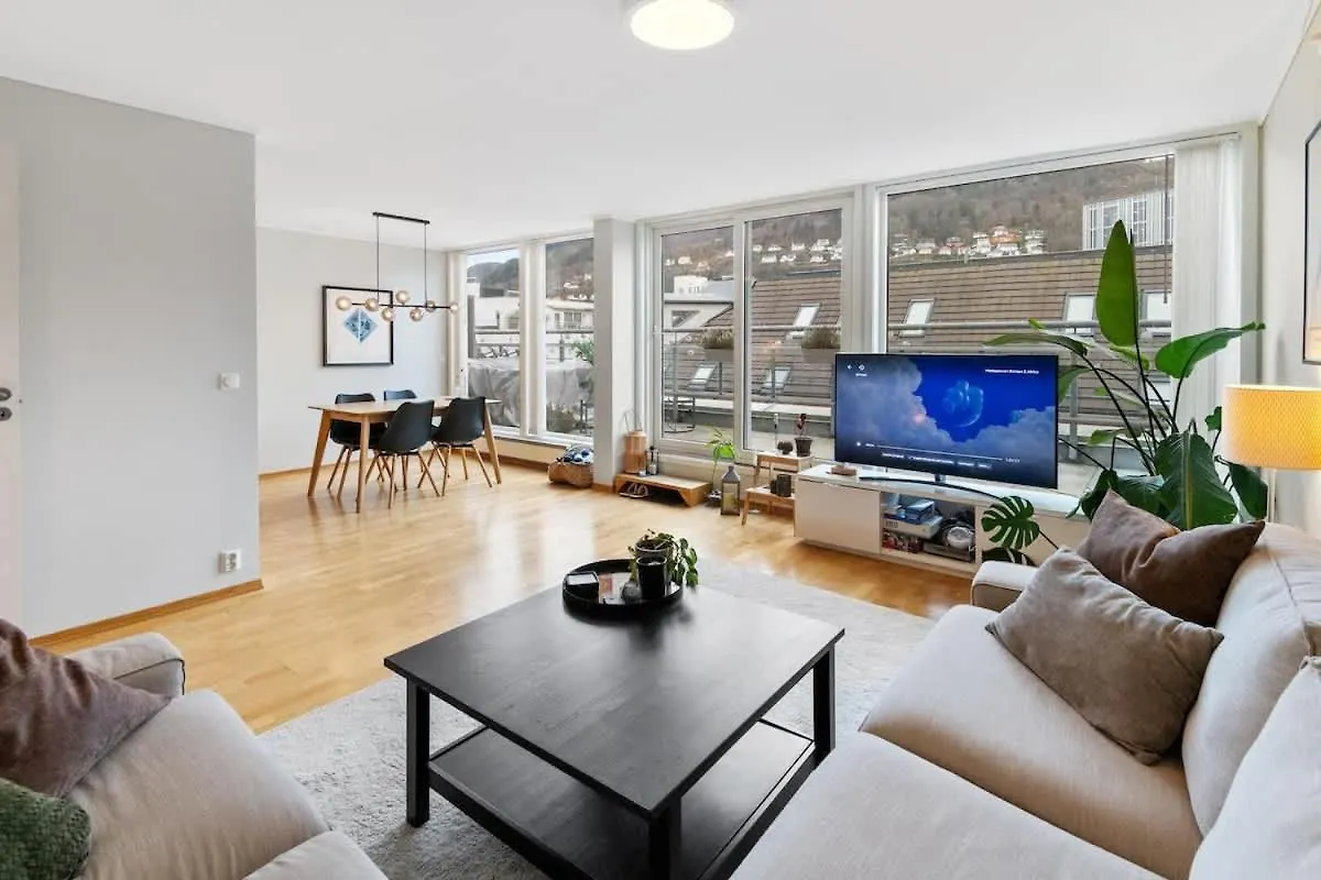 Dinbnb Apartment L Elevator - 18Spm Balcony - 2 Min To City Train Bergen