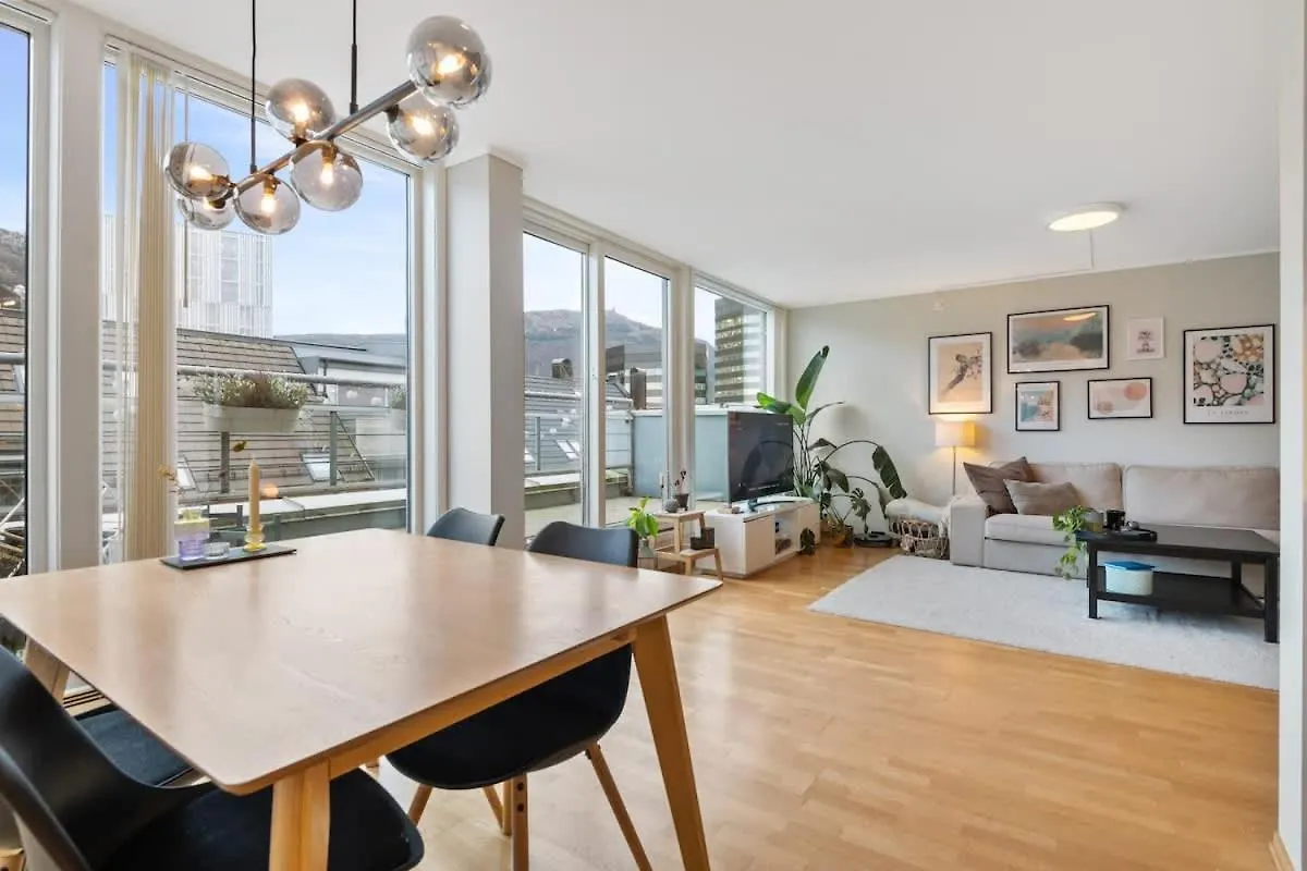 Dinbnb Apartment L Elevator - 18Spm Balcony - 2 Min To City Train Bergen